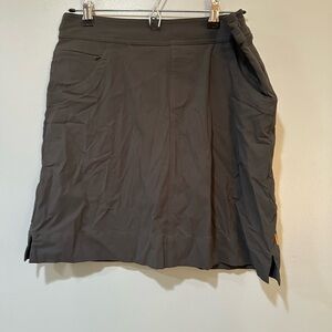 Size Medium Lucy Skort dark gray
